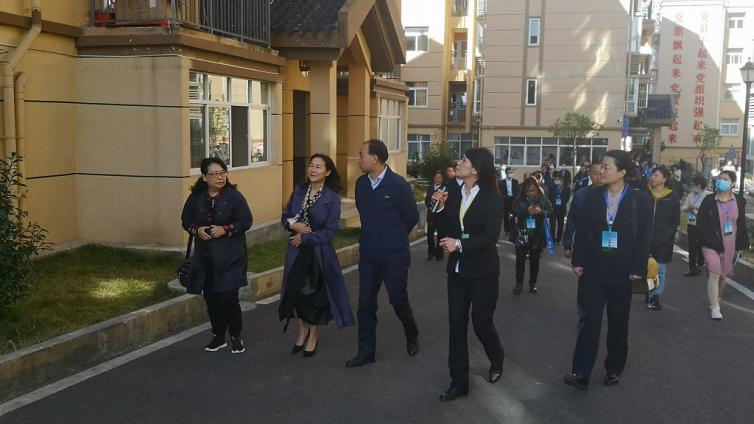 汤健校长一行参观省级社区教育试点单位建设基地